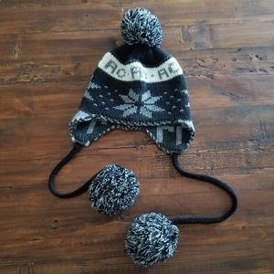 ❤️ Navy and Grey Hat with Pom Poms